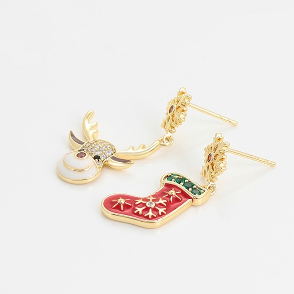 Christmas Bracelet and Earrings Set 14k Gold Christmas Deer Socks - Picture 5 of 9